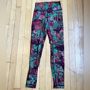 Lululemon Leggings 28 inch size 4